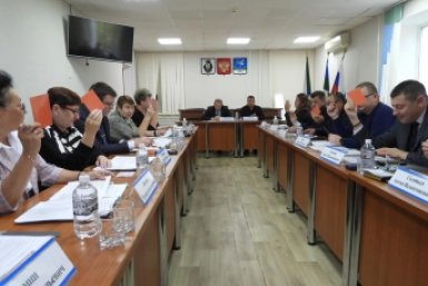 Новый созыв начал работу: Антон Ахтямов возглавил Собрание депутатов Николаевского района